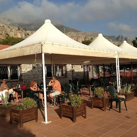 Hotel Happy Camp In El Bahira Village 4*
